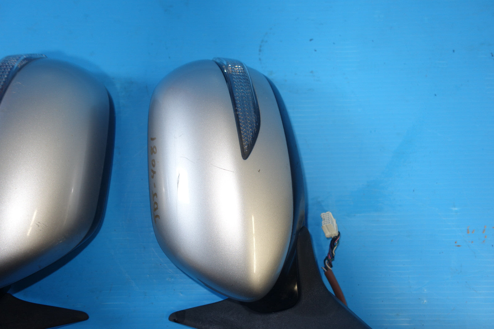 JDM Subaru Legacy & Outback Power Folding Door Mirrors & Switch Silver 2005-2009