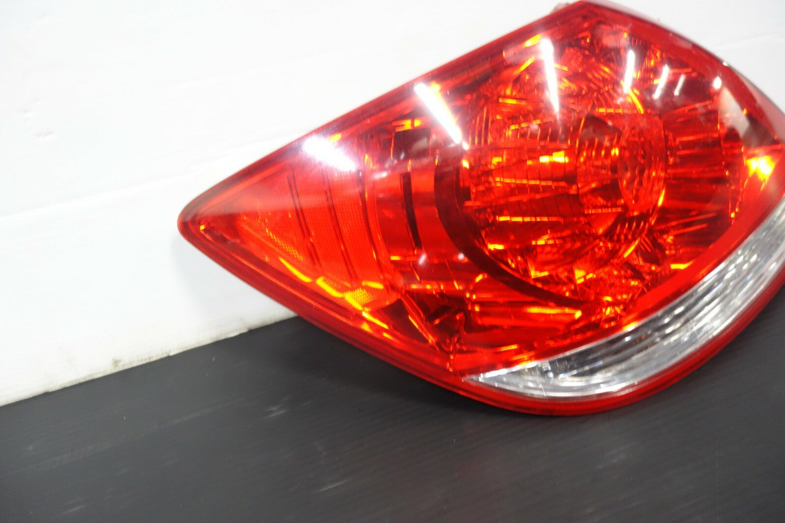 ACURA RL TAIL LIGHT LEFT SIDE TAIL LAMP LH 2005-2008 ORIGINAL Genuine OEM