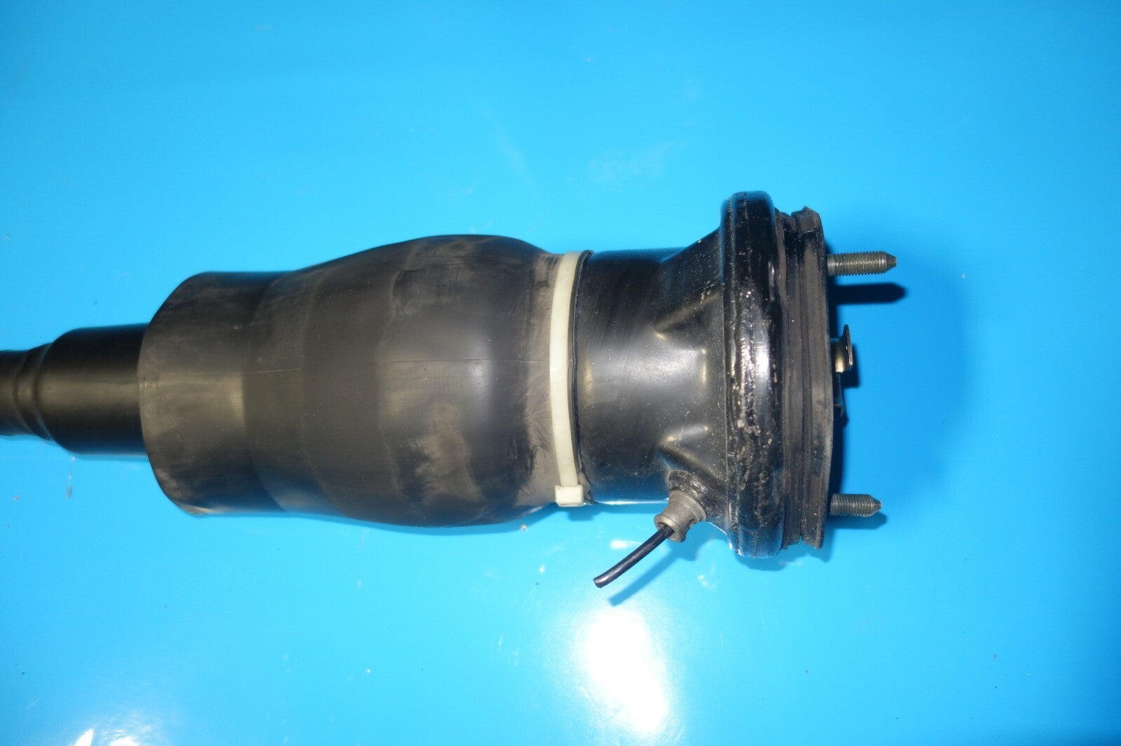 Lexus LS430 Rear Left Driver Side Air Shock Strut Absorber 2001-2006 JDM