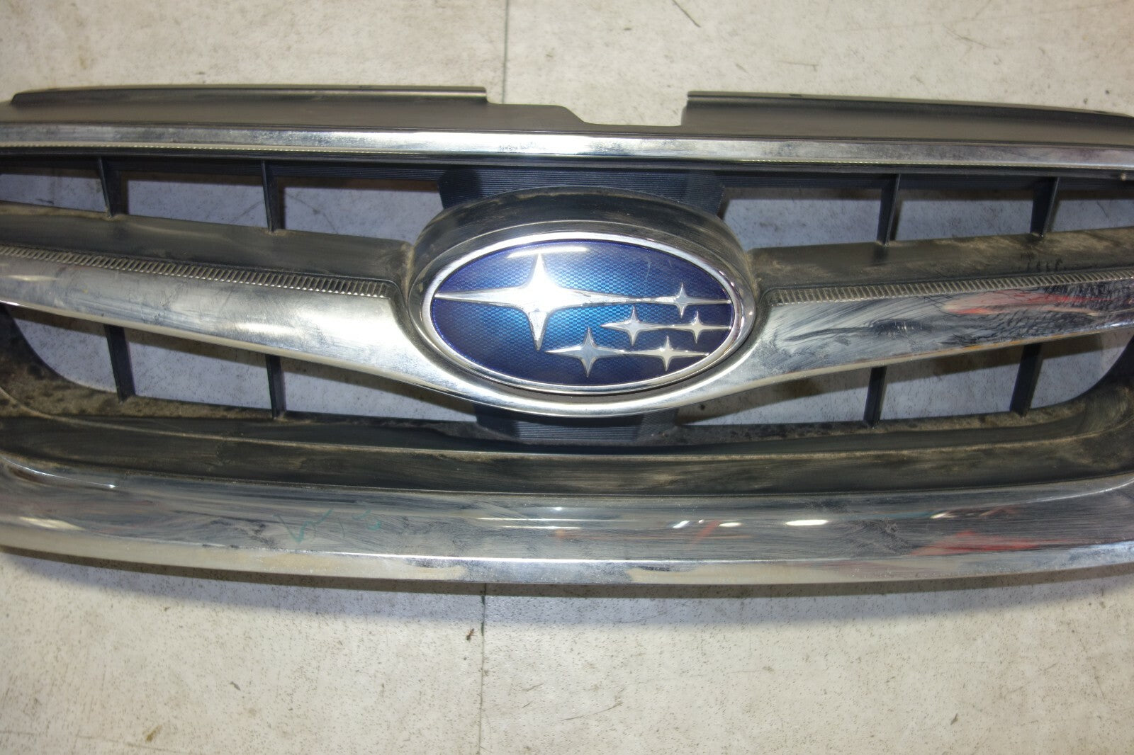 JDM 2008-2009 GENUINE SUBARU LEGACY  OEM GRILLE GRILL BPE FITS:SUBARU LEGACY