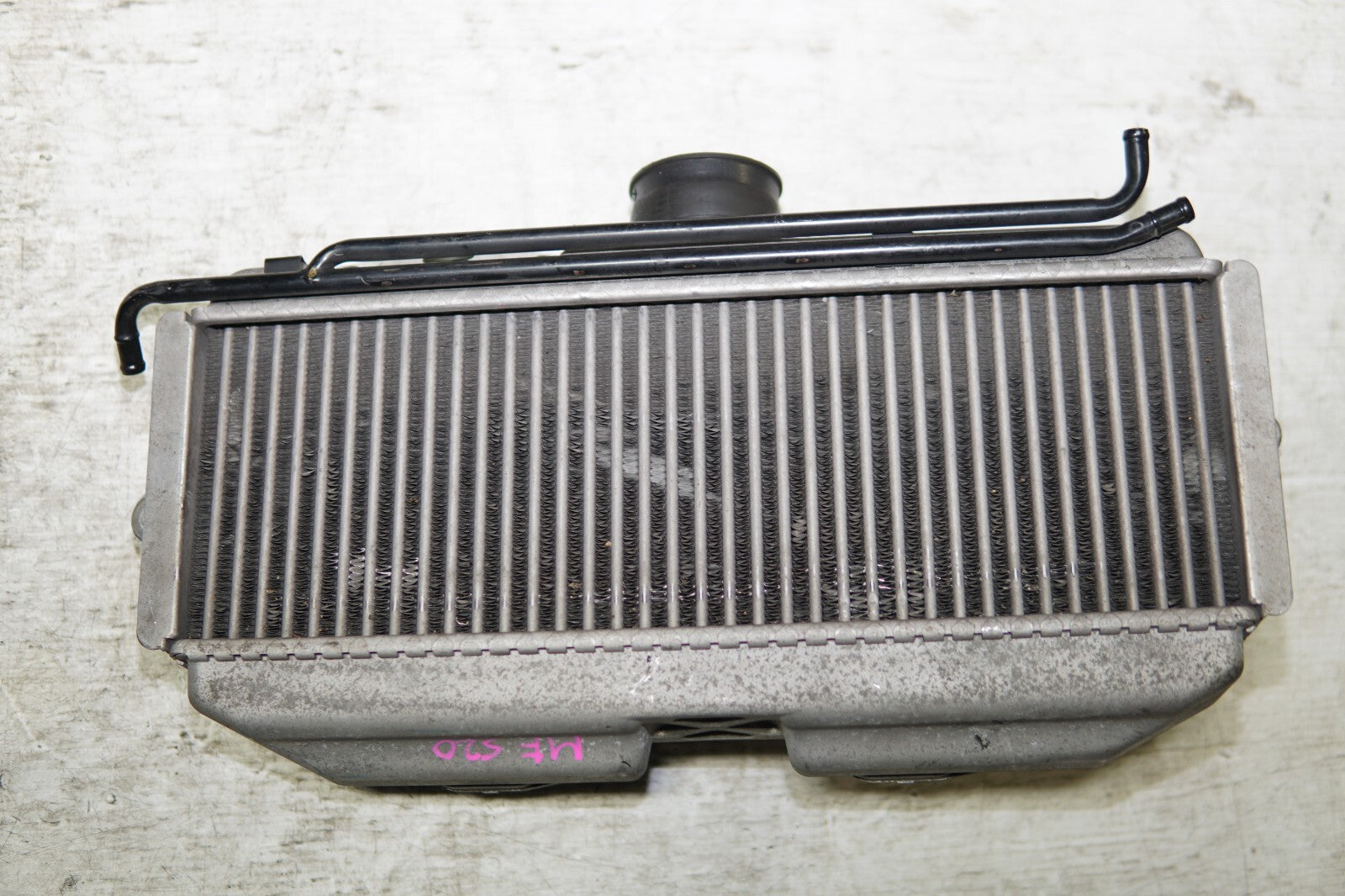 JDM 2002-2005 SUBARU IMPREZA WRX OEM EJ20 TURBO INTERCOOLER TOP MOUNT MF-520