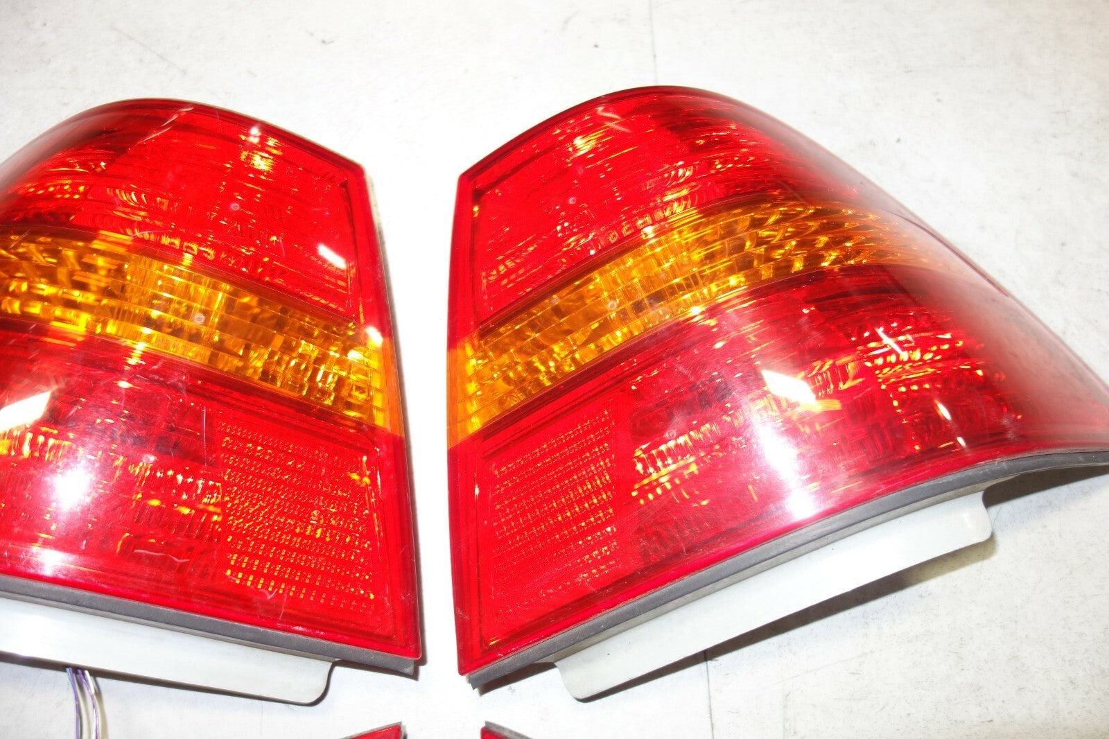 JDM 2001-2003 GENUINE TOYOTA LEXUS LS430 CELSIOR ZANKI OEM TAIL LIGHTS LAMPS SET