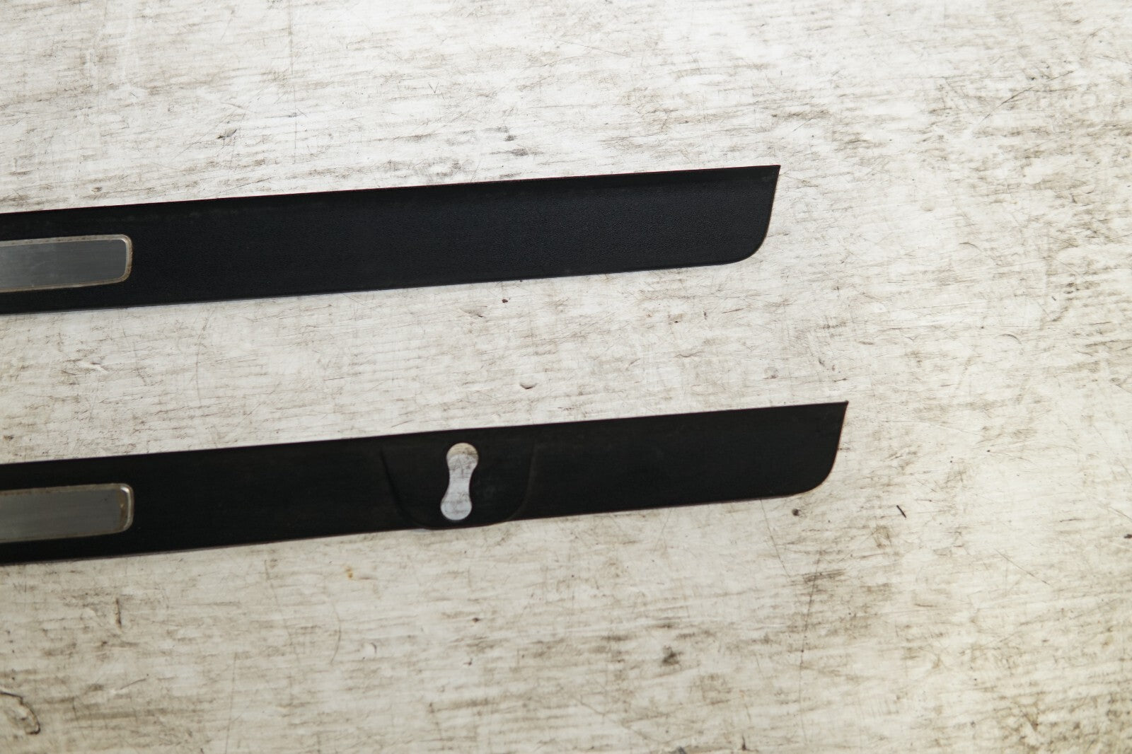 JDM 2004-2008 GENUINE MAZDA RX8  OEM DOOR SILLS TRIM SCUFF PLATES SIDE STEPS