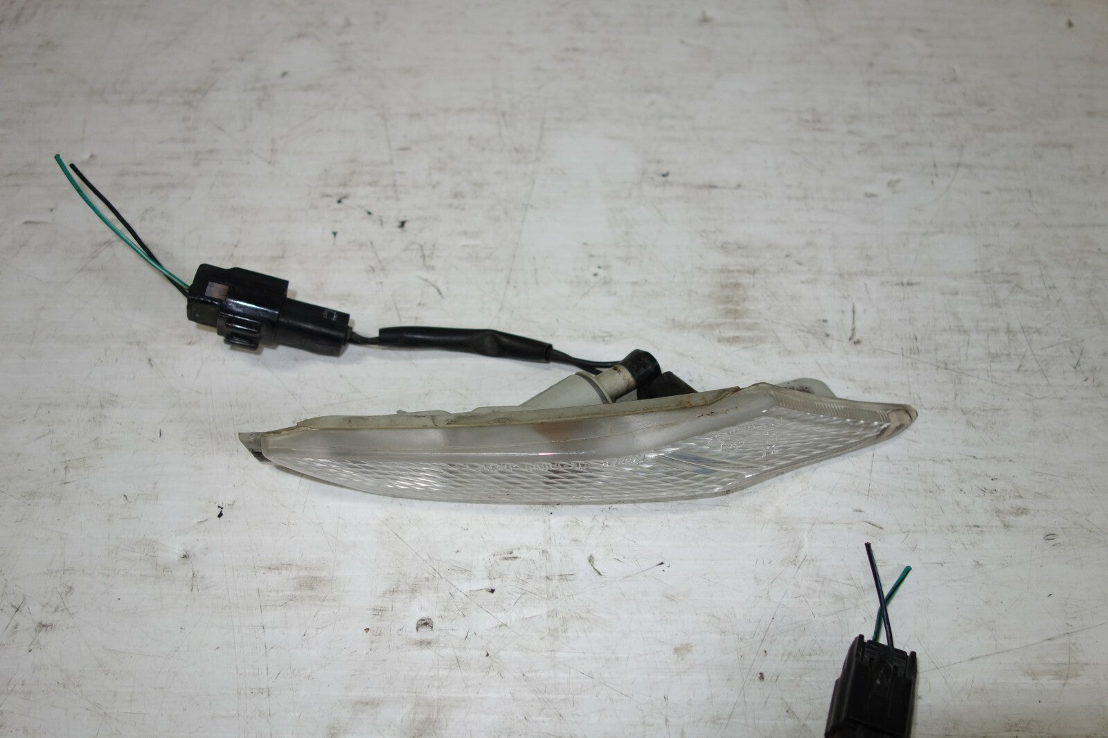 Mazda RX8 RX-8 SE3P OEM Corner Lights Lamps Clear Pair 