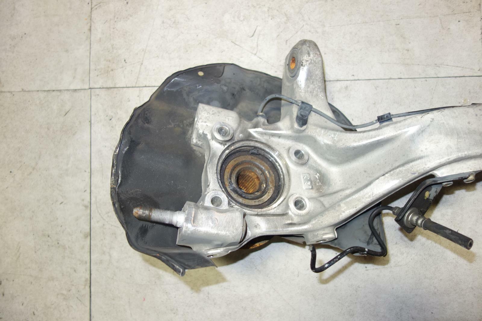 Genuine Acura RL Front Left Wheel Hub Bearing Knuckle Spindle Low Mile 2005-2012
