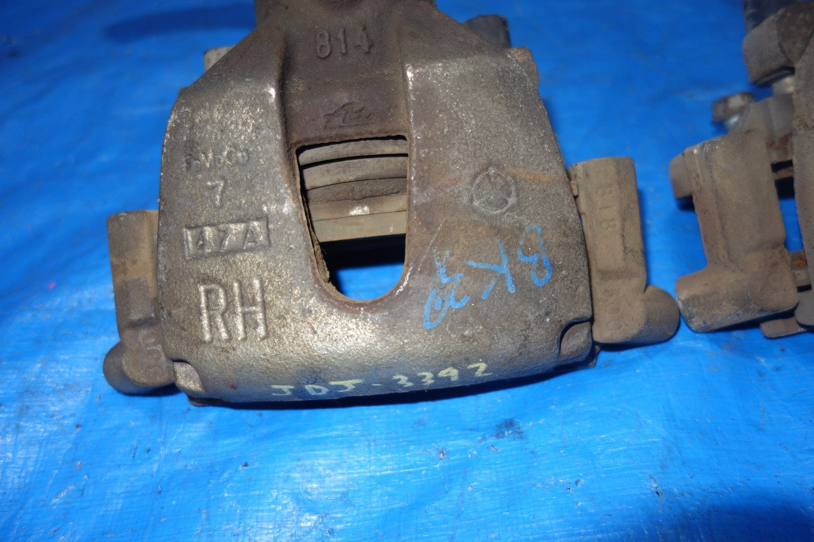 JDM Mazda 3 OEM 1 Piston Front Brake Calipers LH RH Pair Original 2004-2006
