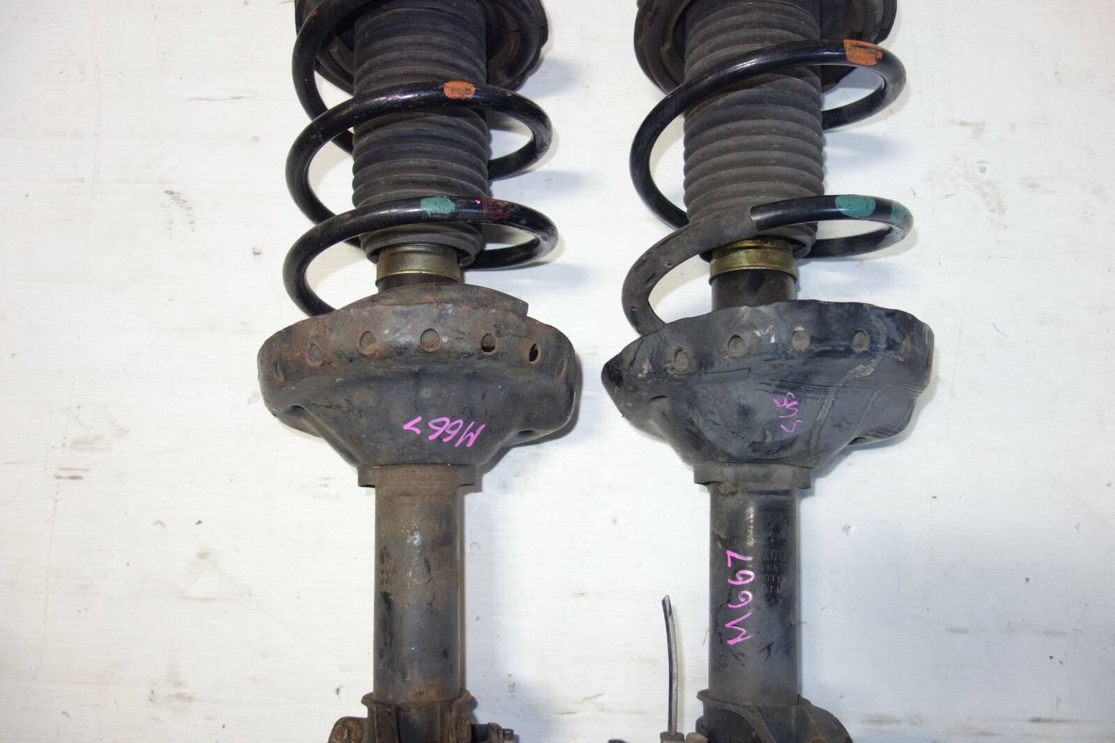 JDM 2003-2008 SUBARU FORESTER SG5 SG9 OEM KYB FRONT SHOCKS STRUTS COIL SPRINGS