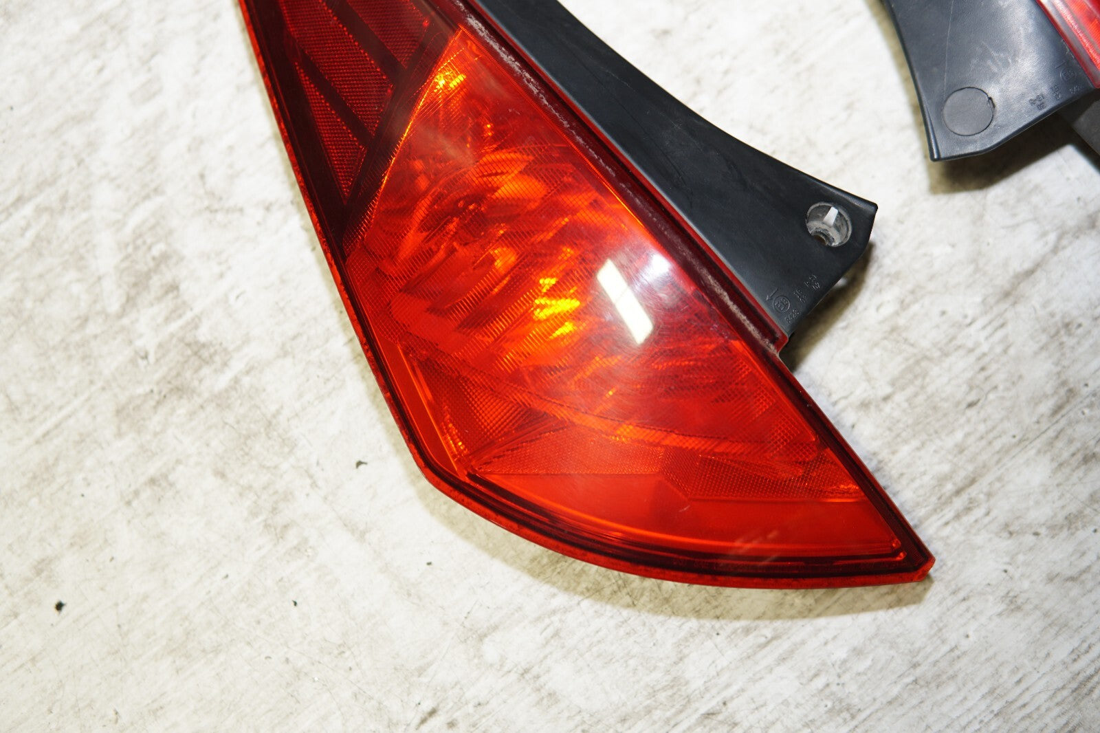 JDM 2003-2005 NISSAN 350Z Z33 OEM GENUINE TAIL LIGHT PAIR TAILLIGHT LEFT & RIGHT