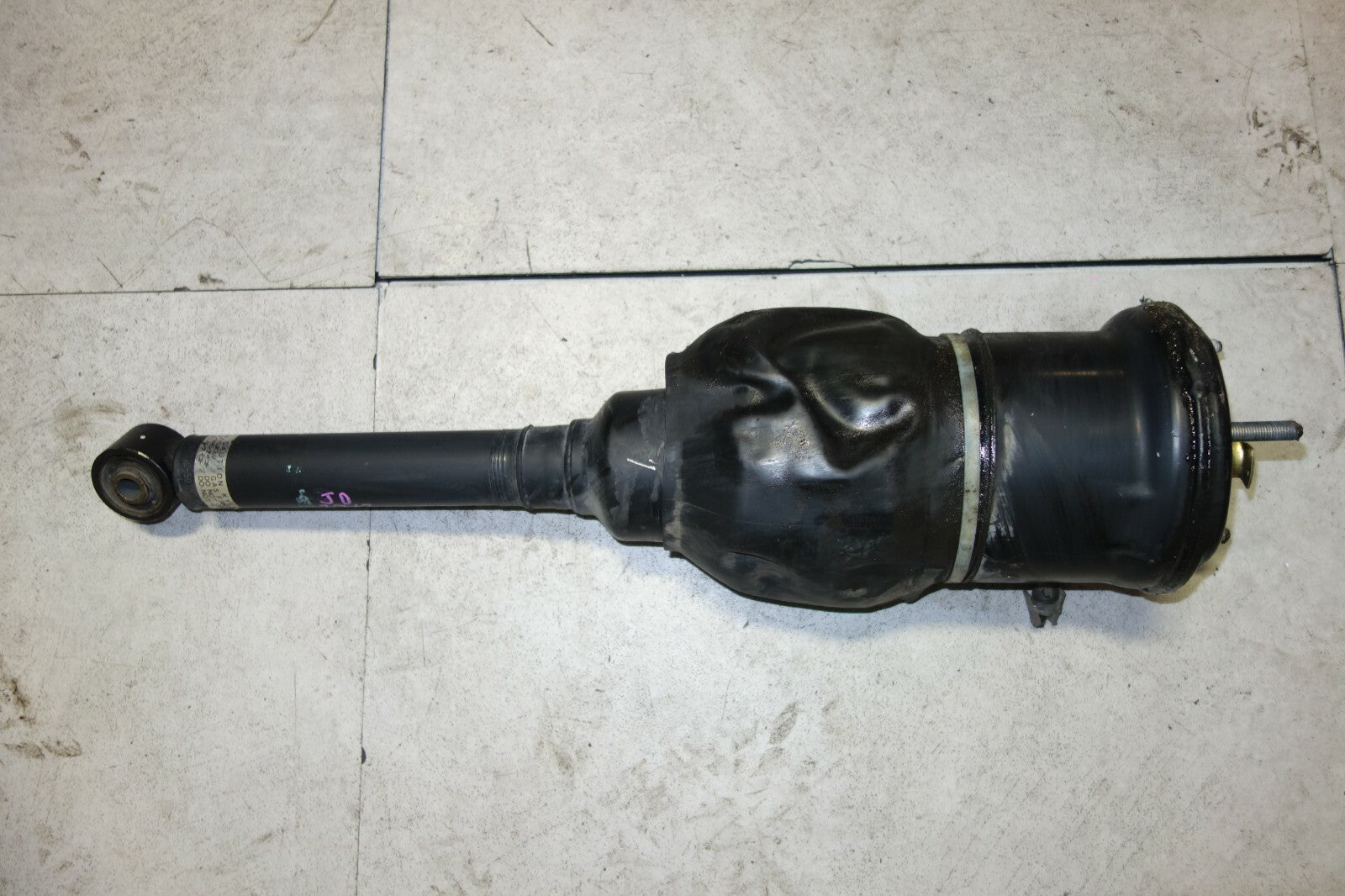 Lexus LS430 Front Air Shock Strut Suspension Genuine 48010-50130 2004 2005 2006