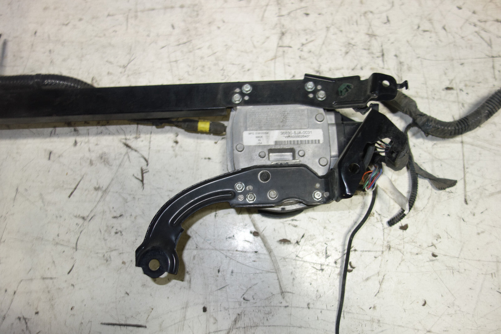 2005-2008 JDM Acura Honda Legend 3.5 RL KB1 Front Bumper Sensor 36830-SJA-0031