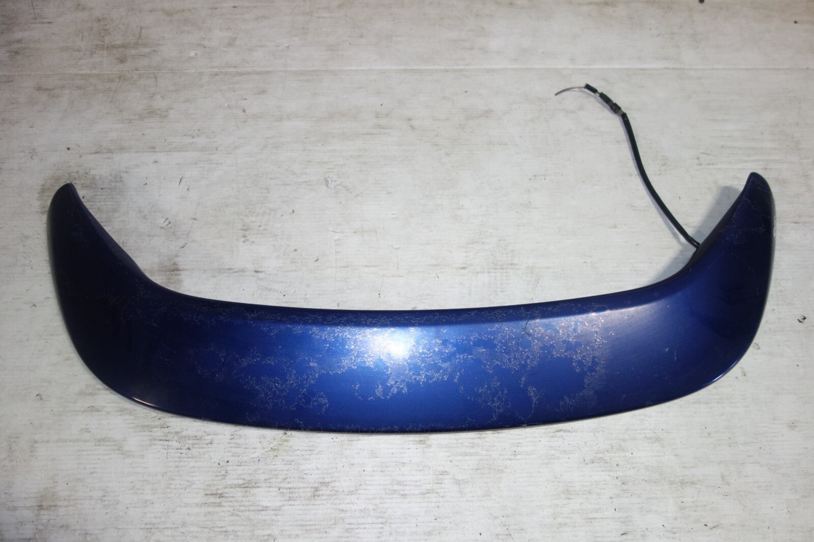 JDM 2000-2004 SUBARU LEGACY WAGON OEM USED REAR SPOILER WING WAGON BH5 2000-2004