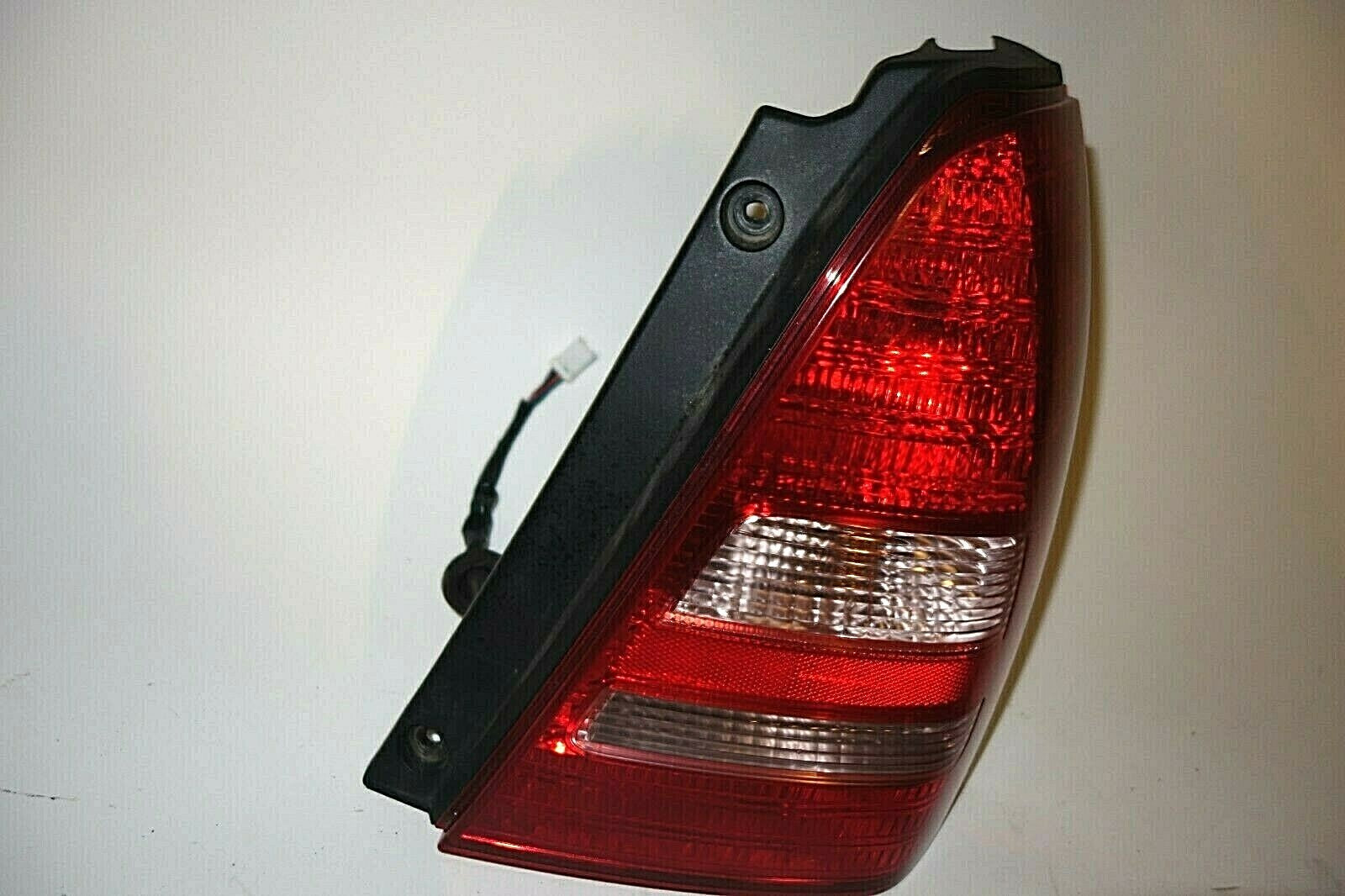 Subaru Forester OEM Rear Right Tail Light Lamp RH JDM SG5 2003-2008