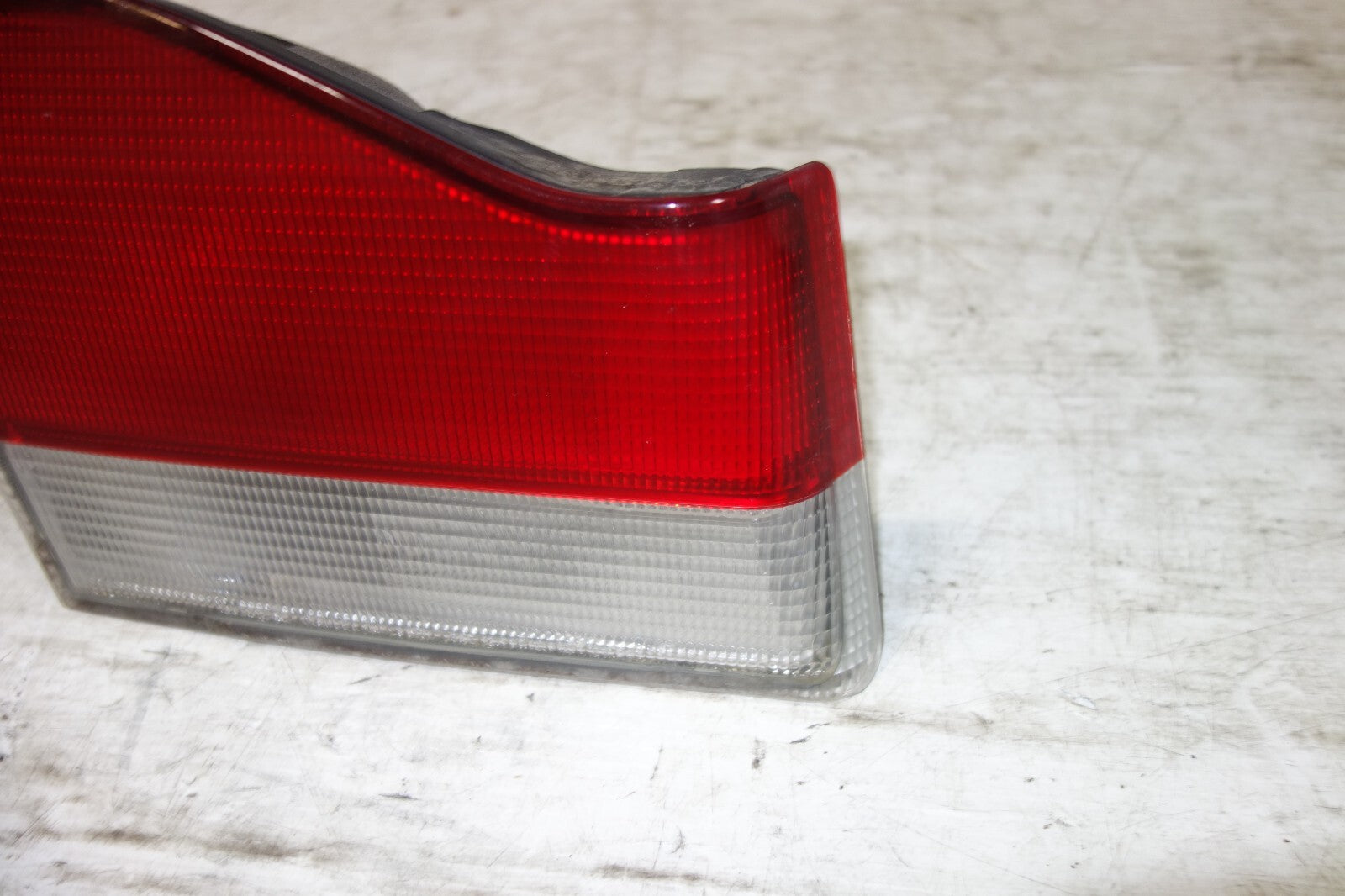 JDM 1996-2000 HONDA DOMANI ACURA EL TRUNK LIGHT  LEFT SIDE LAMP FITS ACURA EL