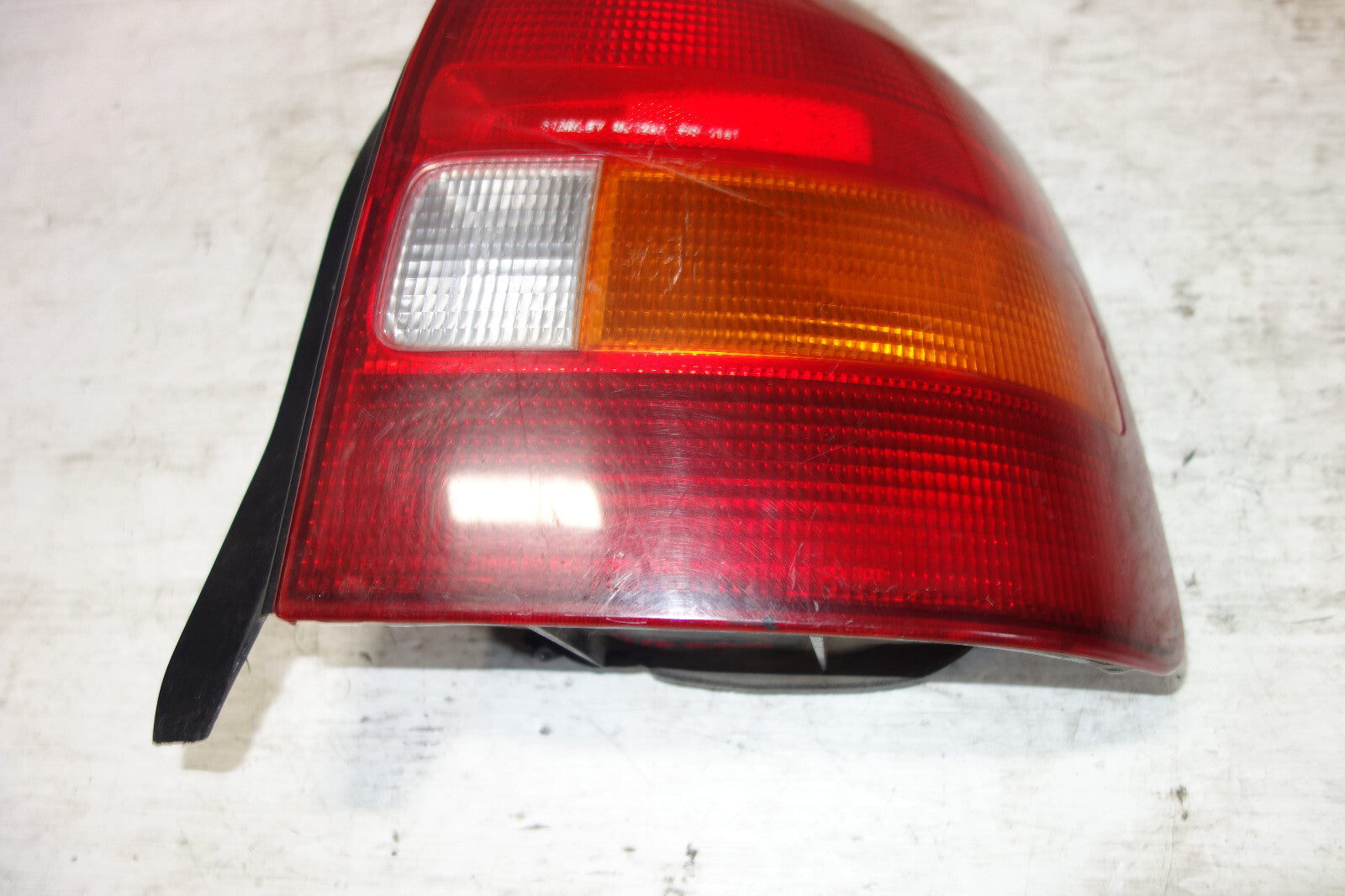 JDM Honda Civic Taillight Right Side EK Hatchback 1996 1997 1998 1999 2000 OEM