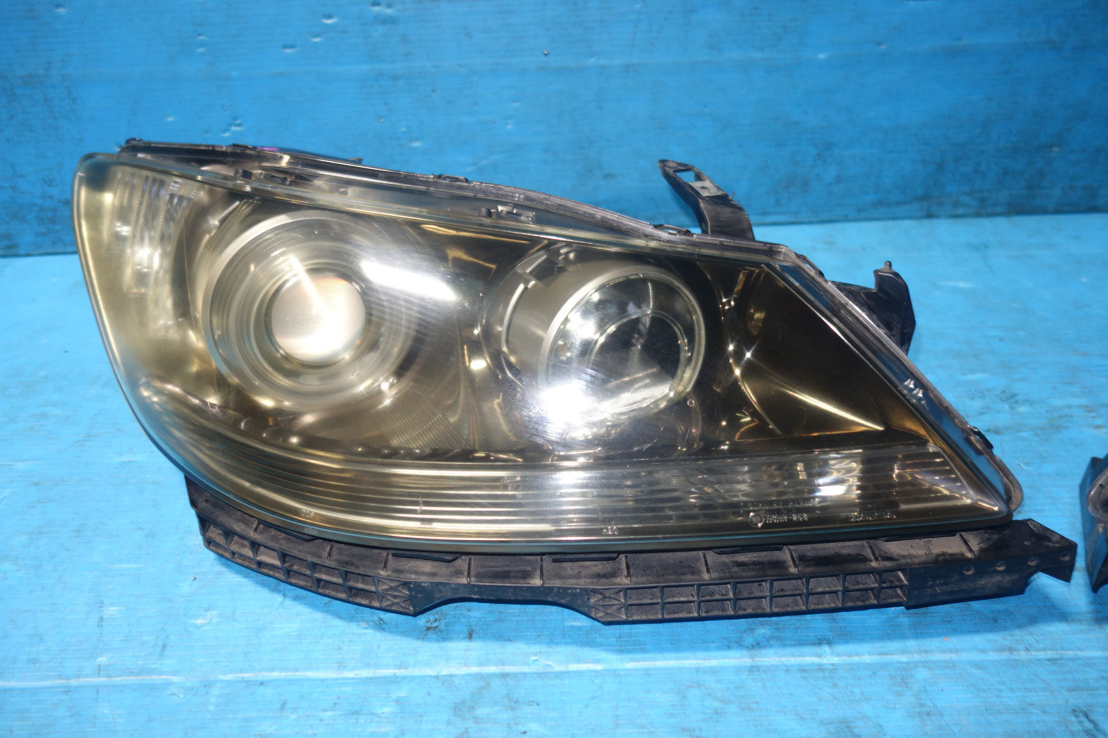 JDM Acura RL HID Headlights Head Lamps Pair 2005-2008 Honda Legend KB1 #8562