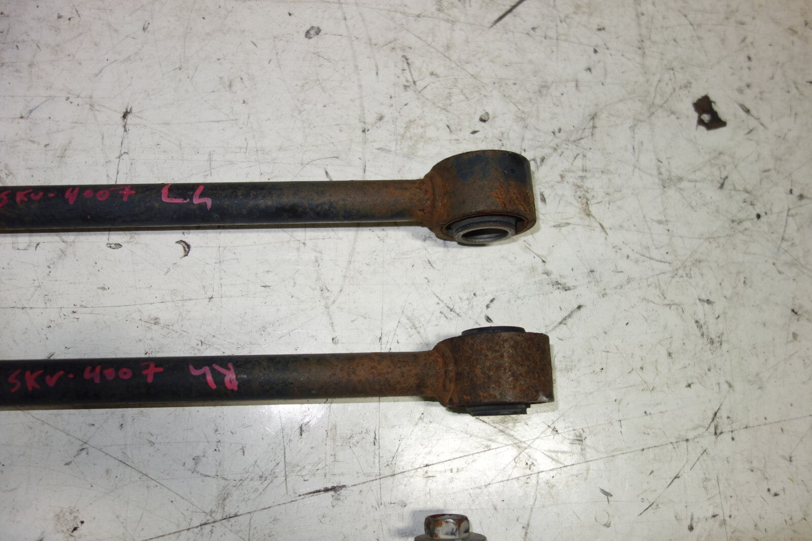 JDM Nissan 350z / G35 Rear Lower Control Arms Trailing Set Suspension 2003-2009