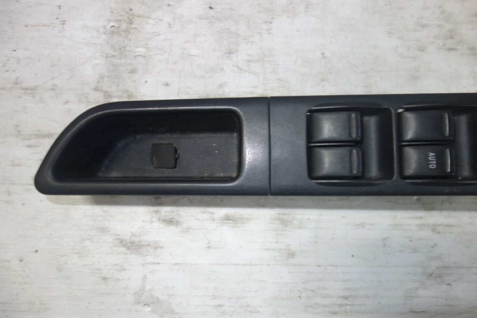 JDM 03-08 SUBARU FORESTER OEM WINDOW SWITCH RIGHT HAND DRIVE SG9 SG5 RHD