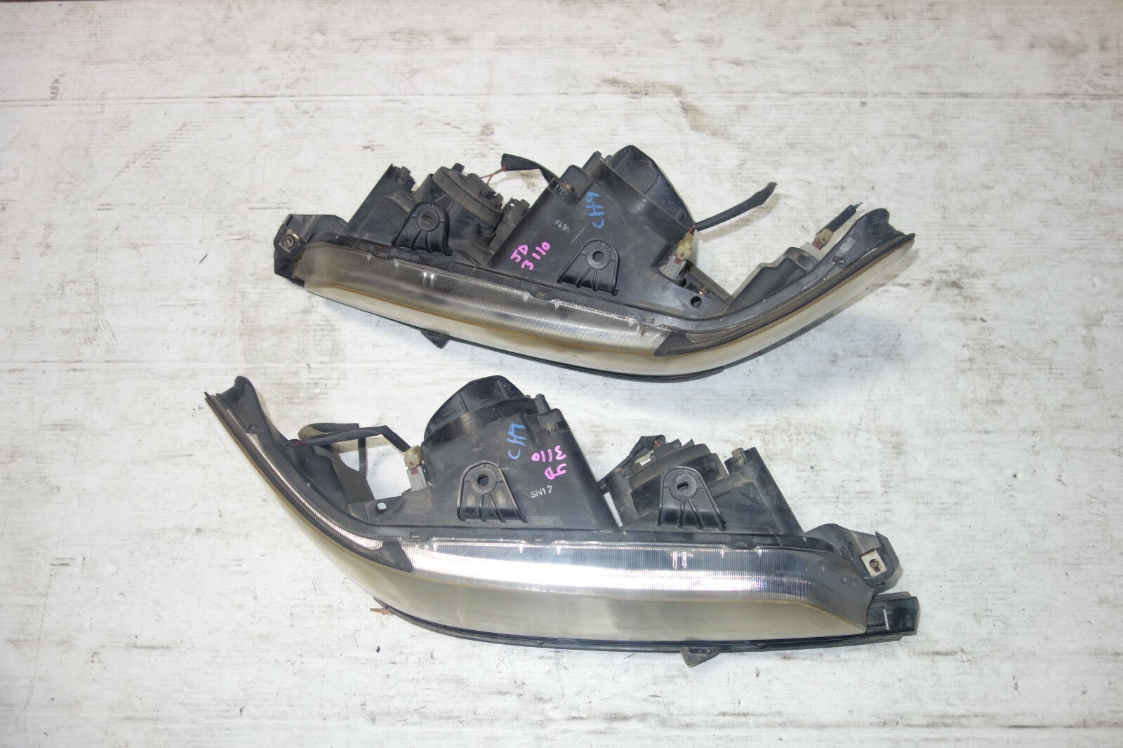 JDM 1998-2002 HONDA ACCORD EURO R CH9 CL1 CF4 OEM HID HEAD LIGHTS HEAD LAMPS