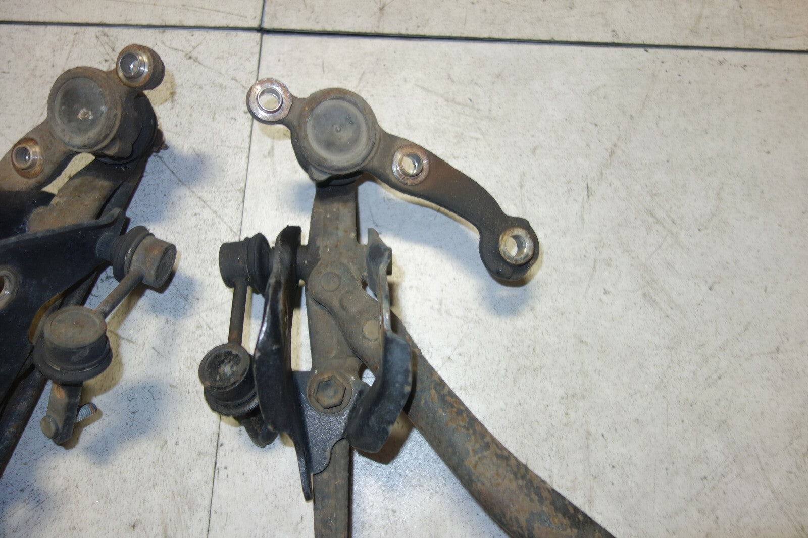 JDM Lexus GS300 GS400 GS430 Front Lower Control Arms Suspension 1998-2005