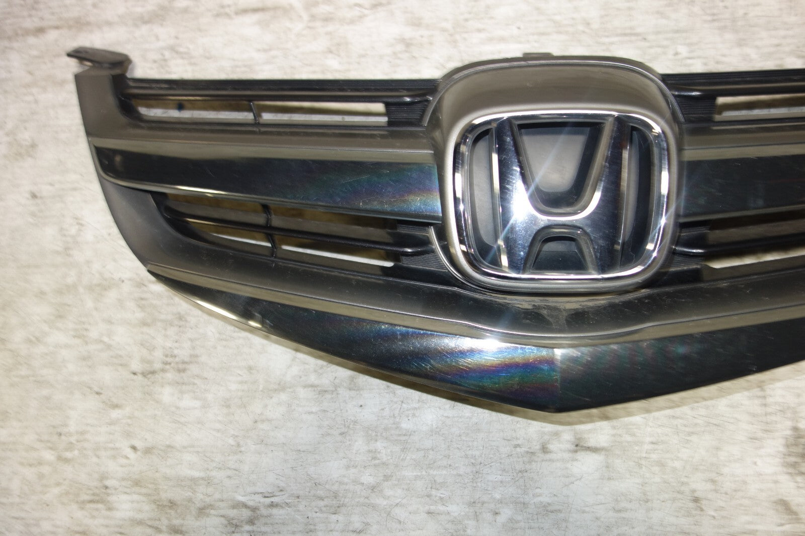 JDM Acura RL OEM Front Grille Honda Emblem KB1 2005 2006 2007 2008