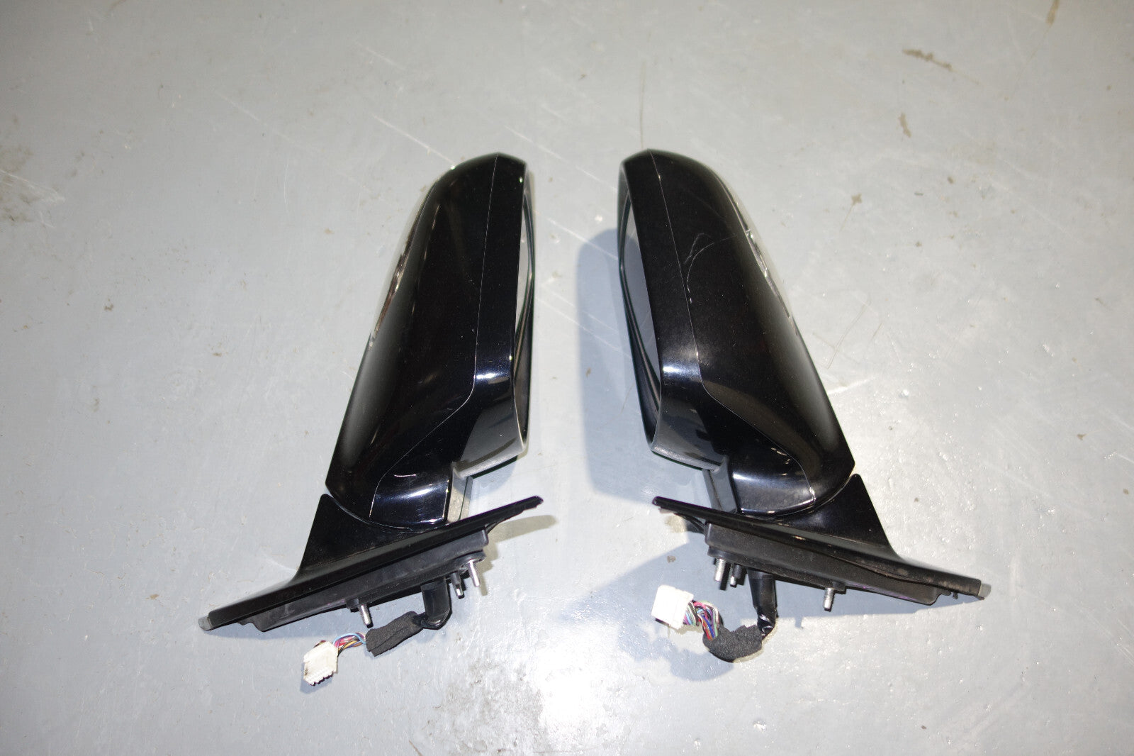 JDM Acura RL OEM Power Folding Side Mirrors Signals KB1 2005-2008 MF-1266