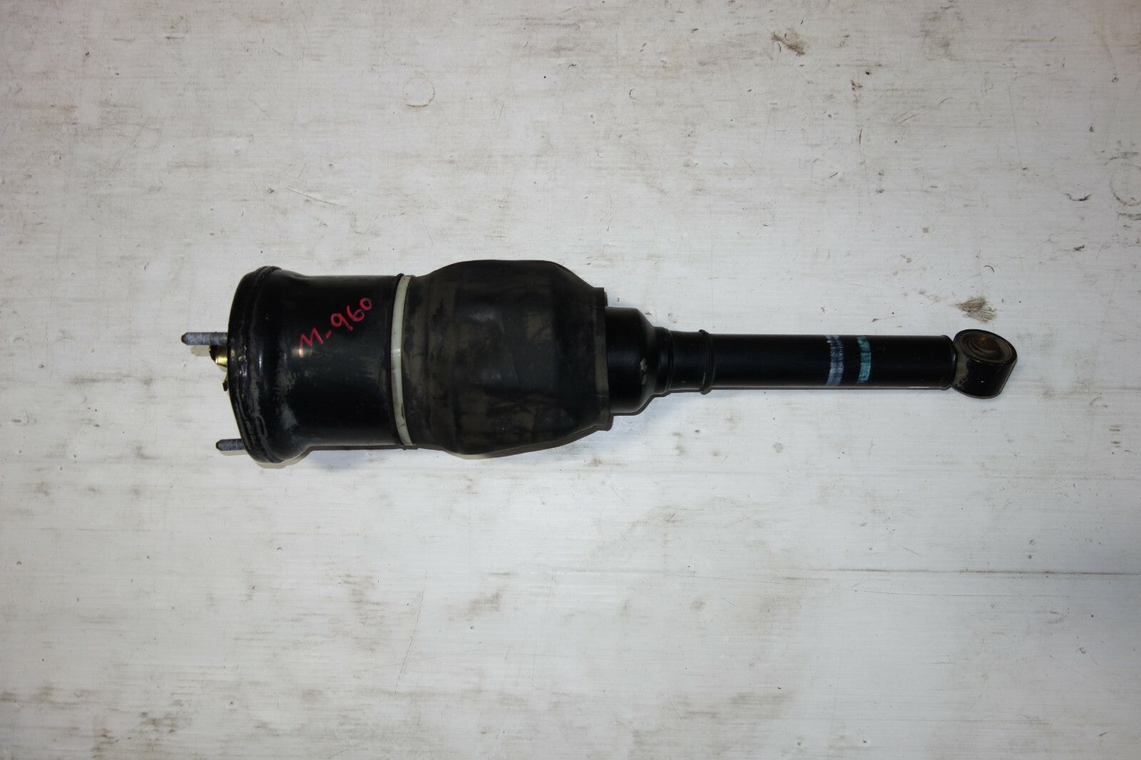 JDM 2004-2006  LEXUS LS430 OEM FRONT AIR SHOCK STRUT LEFT SUSPENSION (FITS:LS430