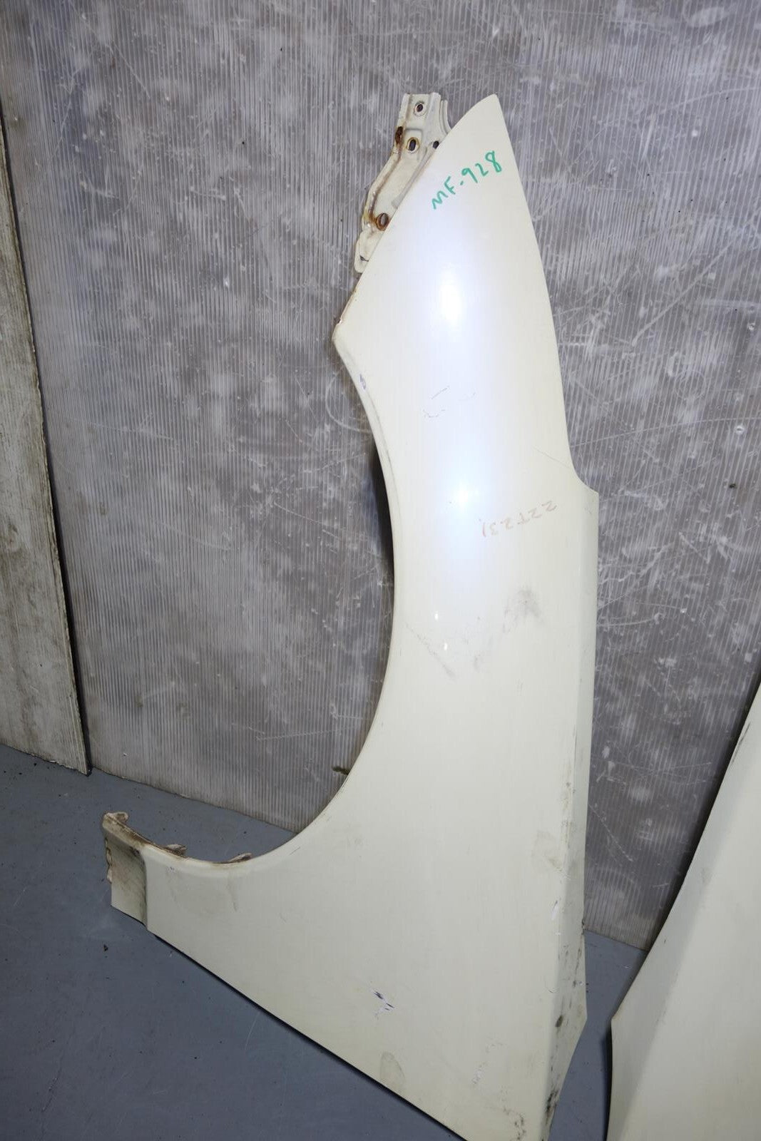 JDM Toyota CELICA GT GTS FENDER LEFT & RIGHT PAIR  ZZT231 ZZT230 OEM 2000-2005