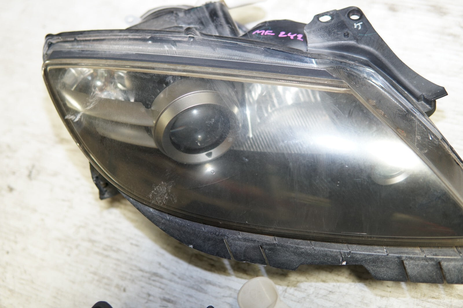 JDM 2004-2008 MAZDA RX8 OEM SE3P HEAD LIGHTS HEAD LAMPS RX-8 HEADLIGHTS