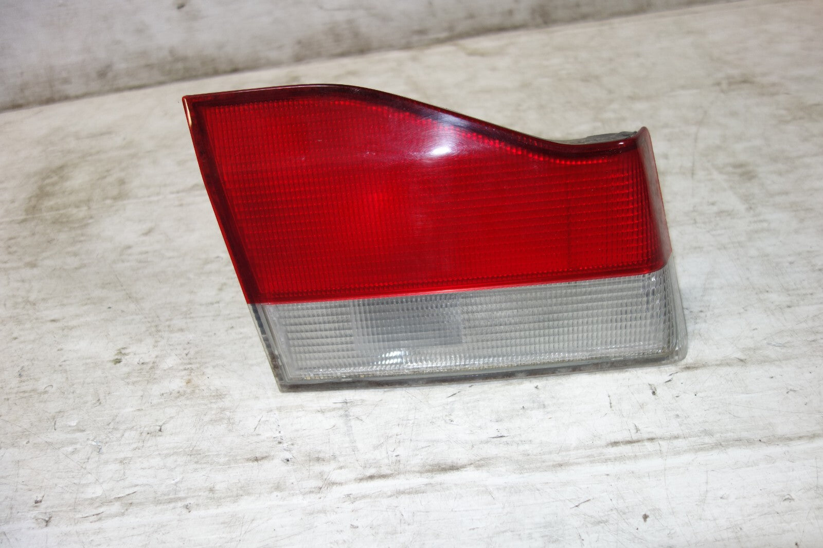 JDM 1996-2000 HONDA DOMANI ACURA EL TRUNK LIGHT  LEFT SIDE LAMP FITS ACURA EL