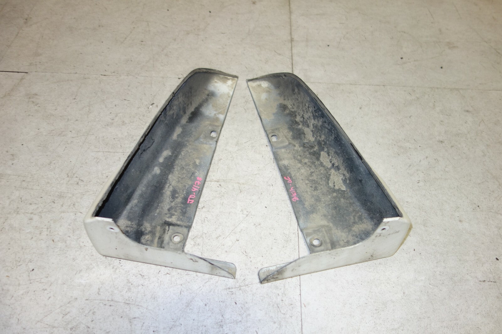 JDM Subaru Legacy Outback Rear Bumper Spats Wagon 2005 2006 2007 2008 2009 OEM