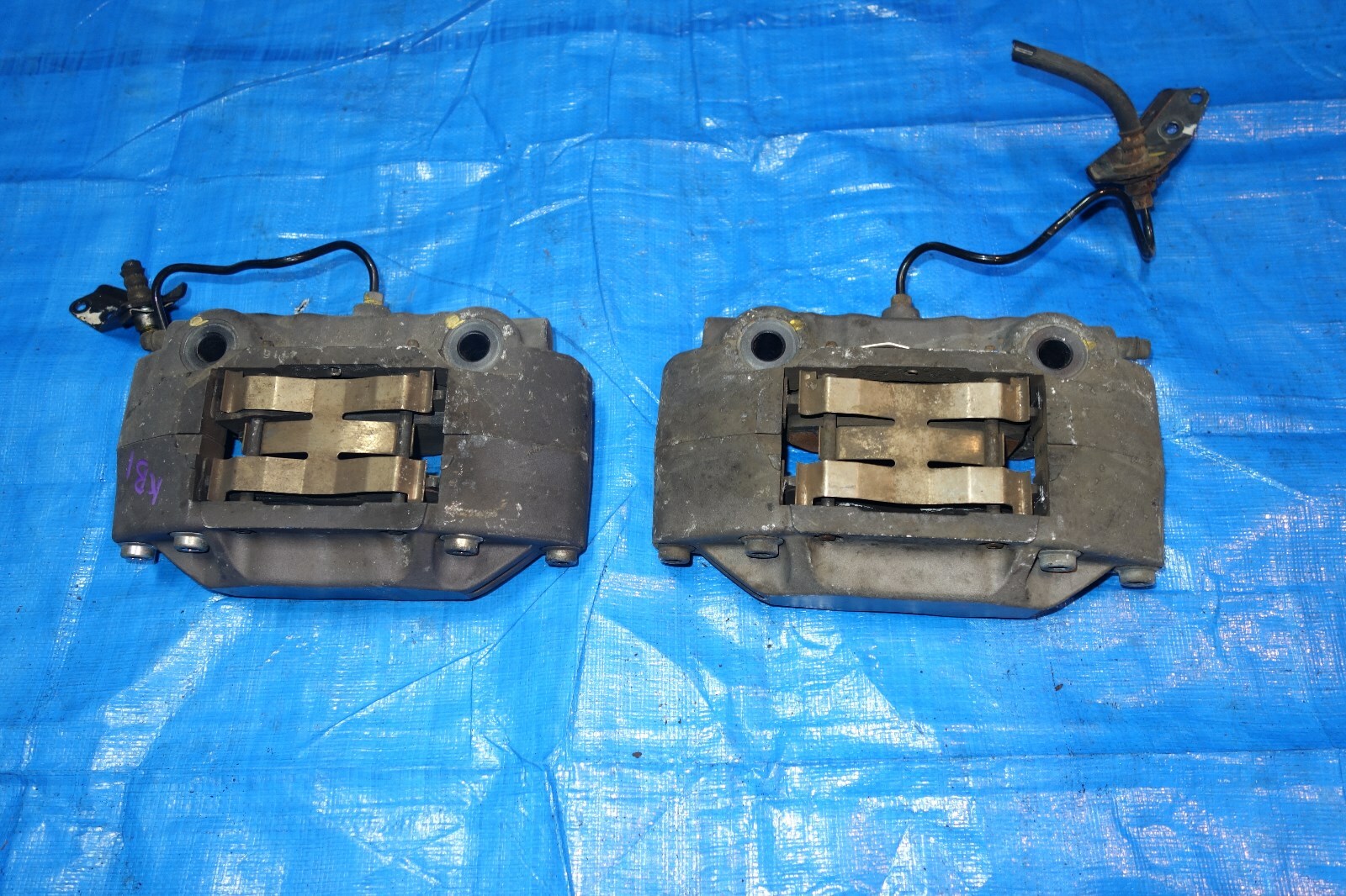 JDM Acura RL OEM Big Front 4 Pot / Piston Advics Brake Calipers OEM 2005-2012