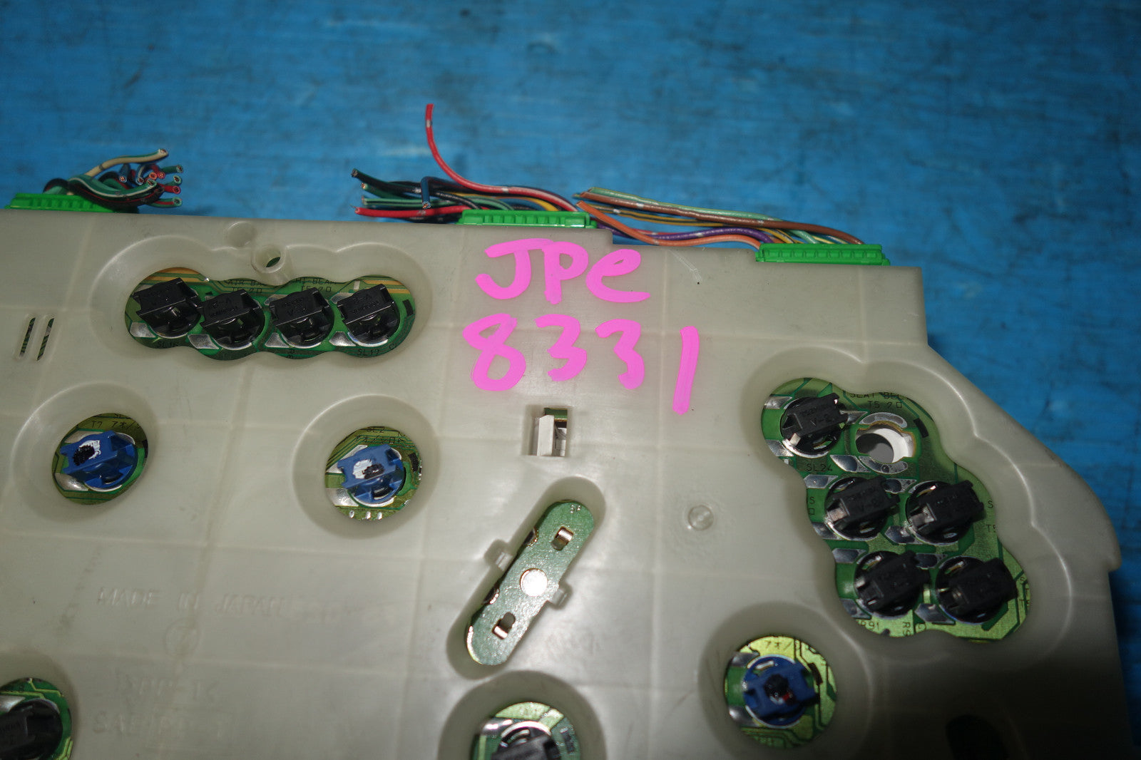 JDM Subaru Forester STi Automatic Gauge Cluster Speedometer SF5 A/T 1998-2002