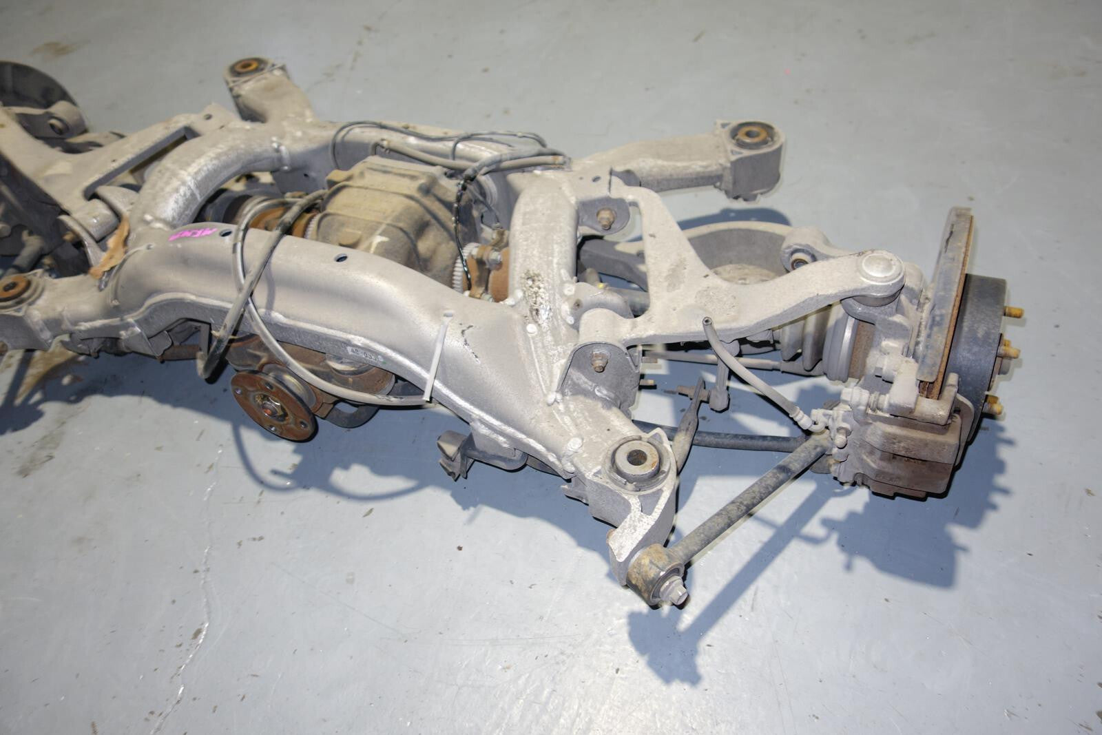 JDM Infiniti G35 Coupe Nissan 350z Cross Member Subframe Cradles Hubs Diff 03-09