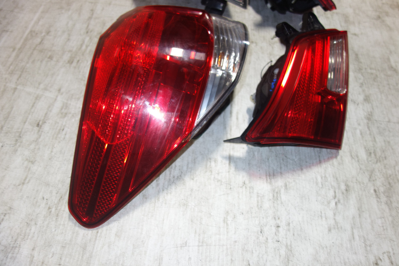 JDM Subaru Legacy Outback BR9 BRM Wagon Tail Lights Lamps 2010-2014