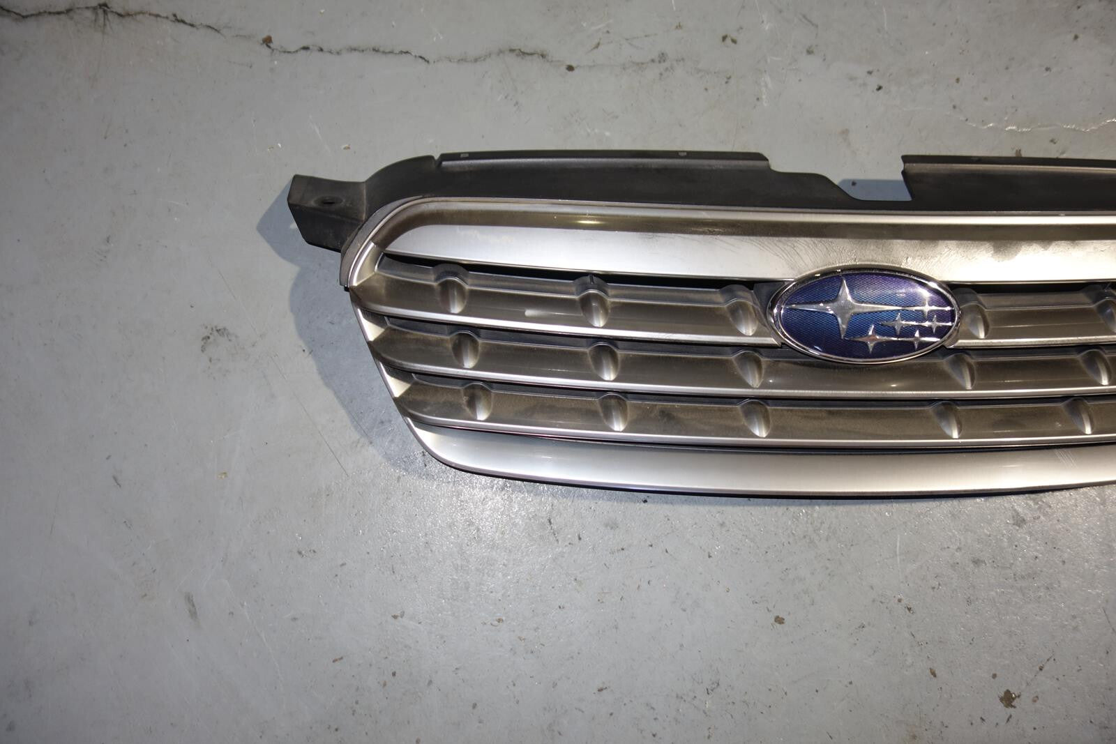JDM Subaru Legacy Outback Grille 2008 2009 OEM Genuine MF-1617