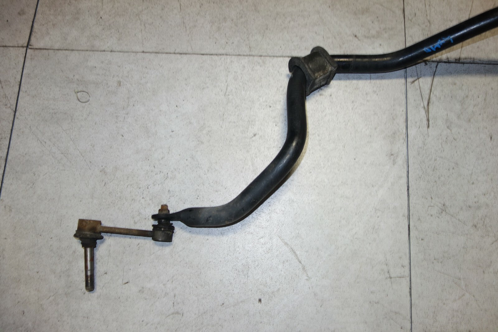JDM Toyota Altezza Lexus IS300 Front Sway Bar Stabilizer Bar 2001-2005 SXE10 OEM
