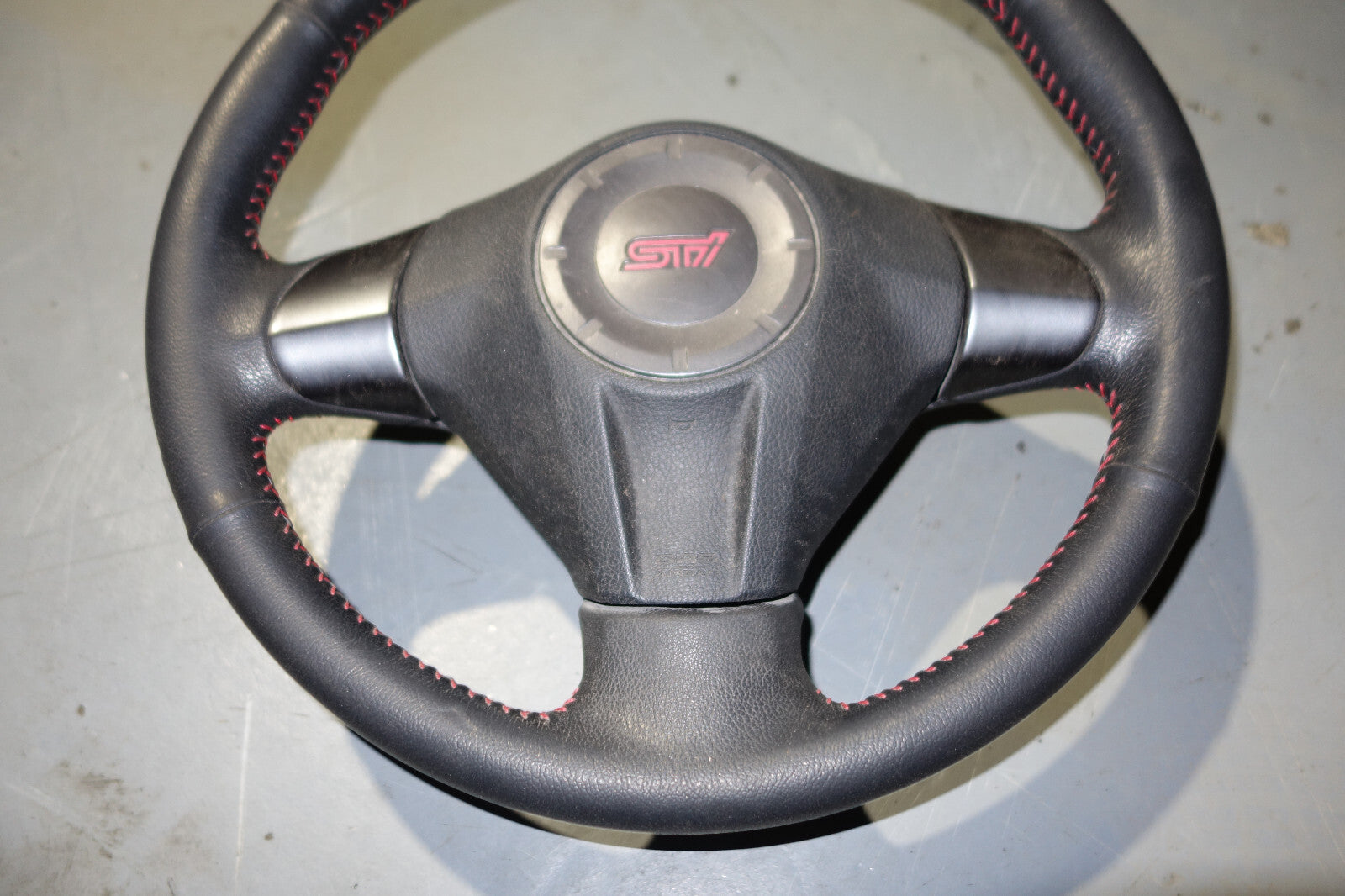 JDM Subaru Impreza WRX Forester STI Steering Wheel / Hub Legacy OEM Japan