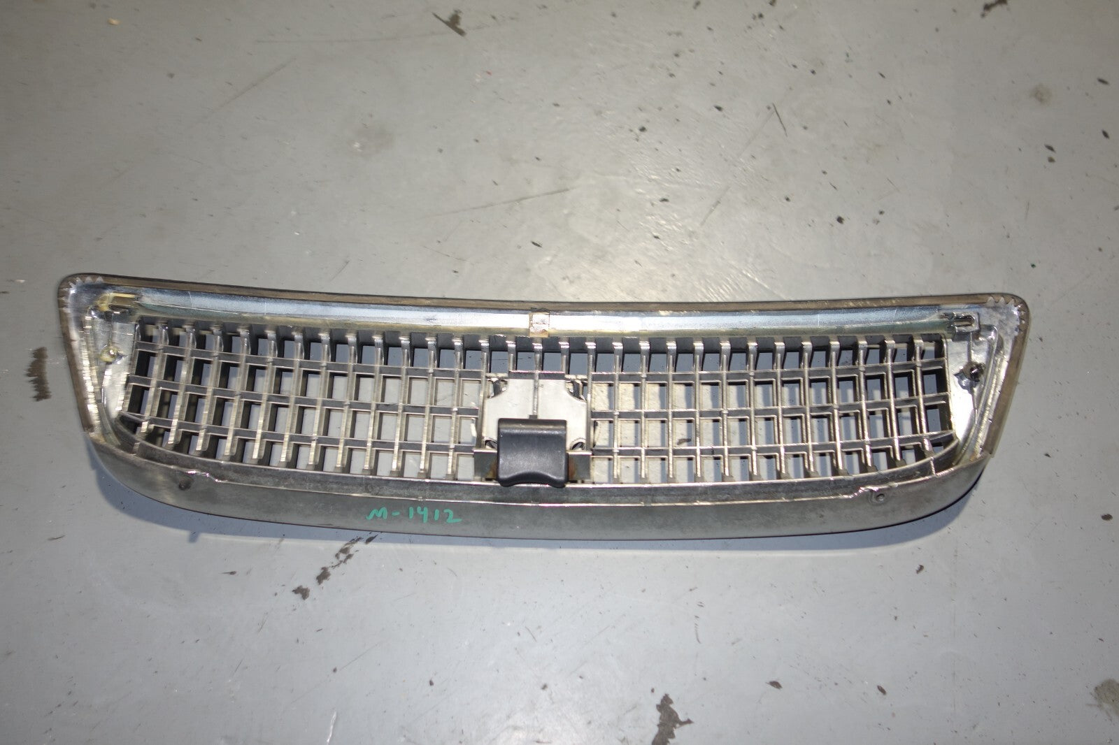 JDM 1991-1997 LEXUS GS300  FRONT GRILLE JZS147 GRILL Fits: LEXUS GS300 JZS147