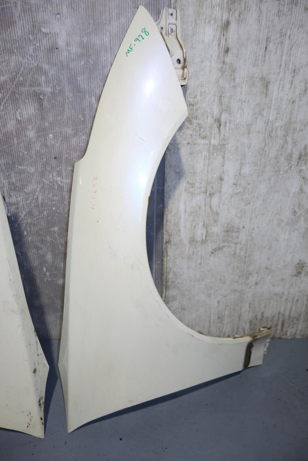 JDM Toyota CELICA GT GTS FENDER LEFT & RIGHT PAIR  ZZT231 ZZT230 OEM 2000-2005