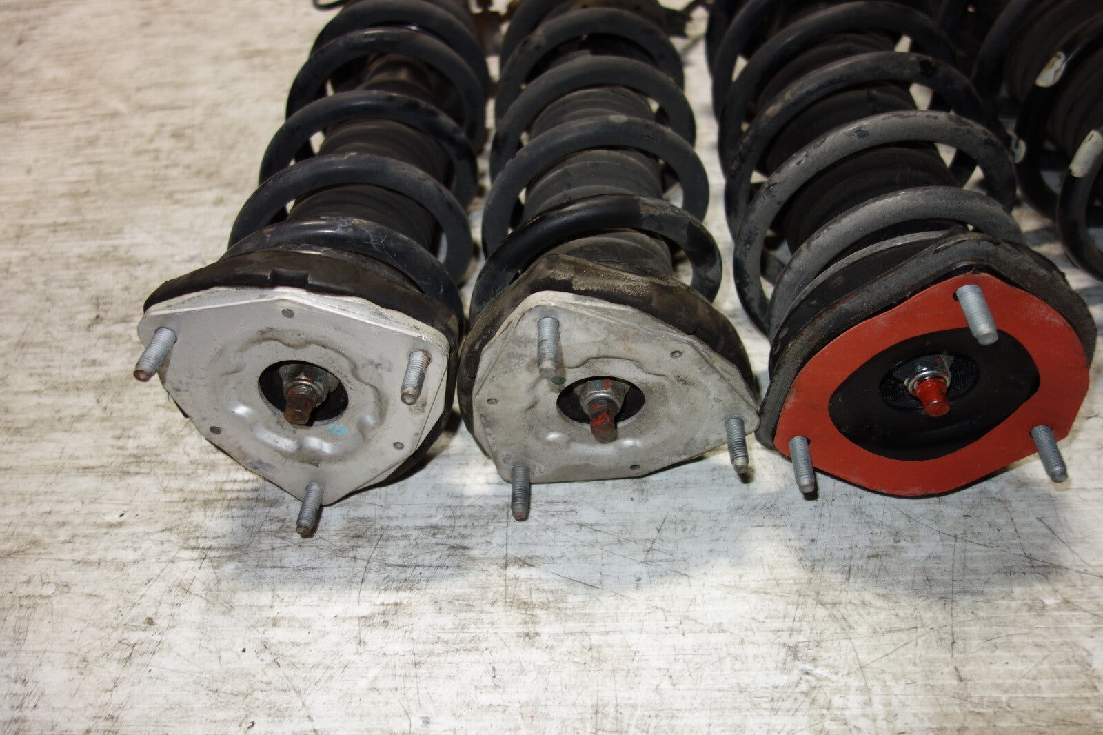 JDM GENUINE NISSAN FUGA KY51 OEM SHOCKS STRUTS FRONT & BACK SHOCKS STRUTS