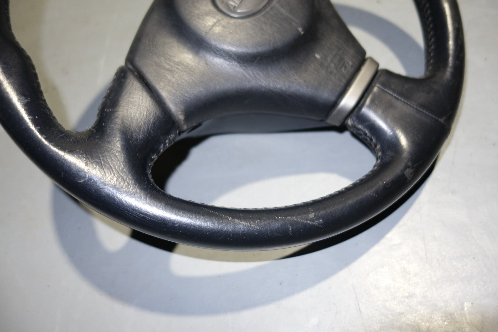 JDM Lexus IS300 / Altezza OEM Steering Wheel Hub SXE10 2001-2005