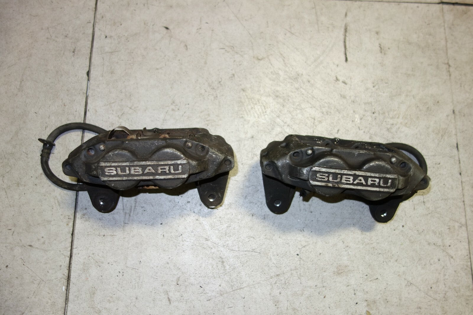 JDM Subaru Forester Legacy 4 Piston Front Brake Calipers Pair Upgrade 4 Pots