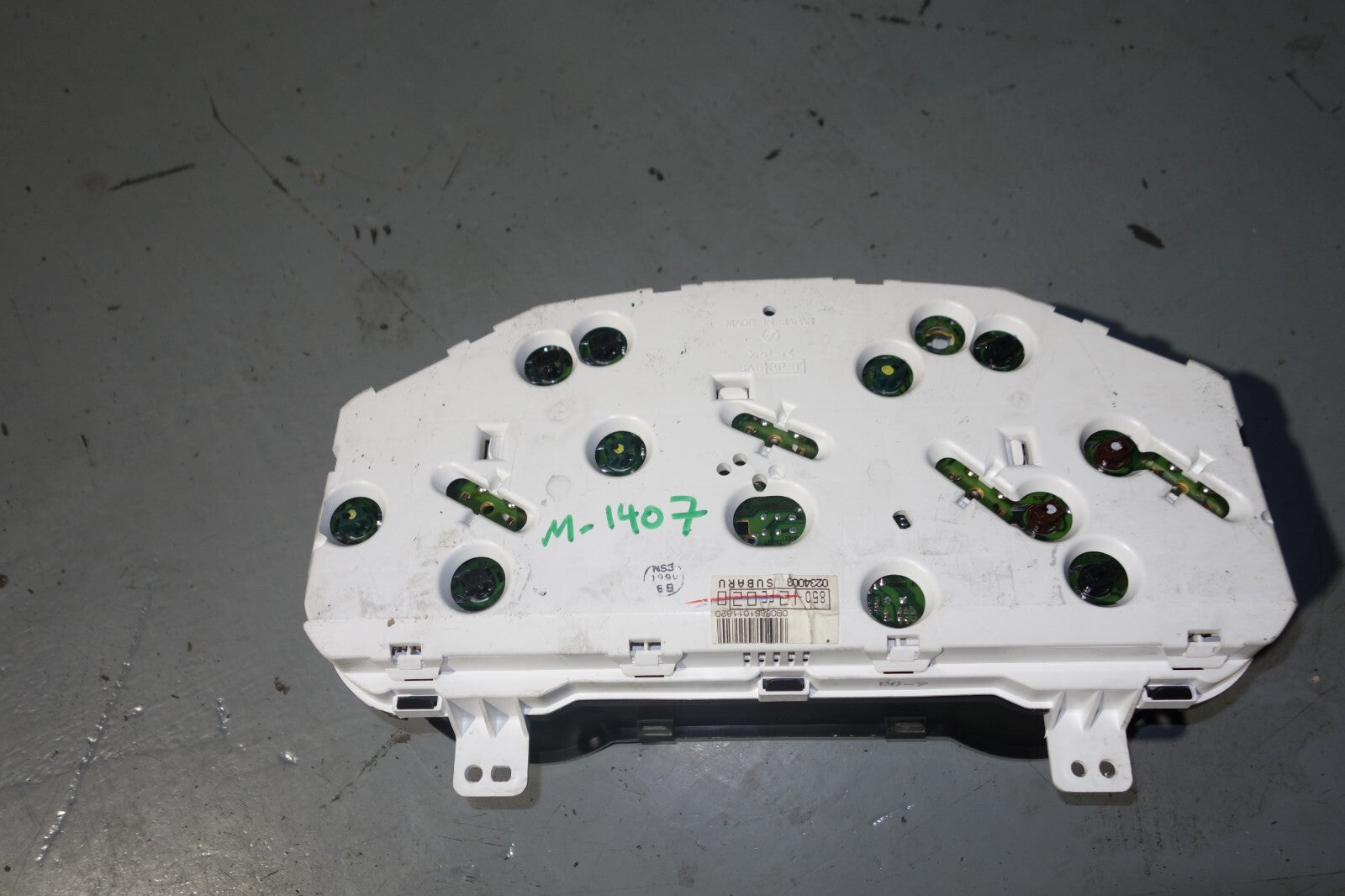 JDM 2002-2003 SUBARU IMPREZA WRX V7  MANUAL GAUGE CLUSTER  SPEEDOMETER