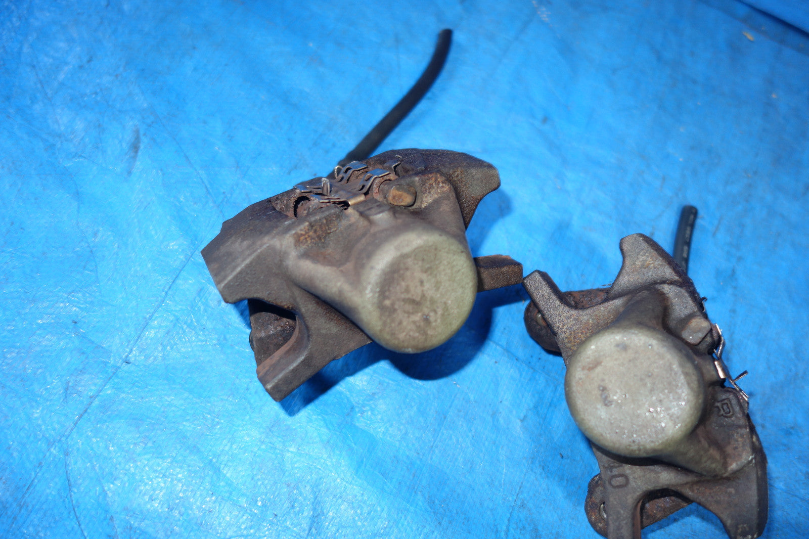 JDM Lexus is300 OEM Rear Brake Calipers Orignal Low Mileage RH LH 2001-2005