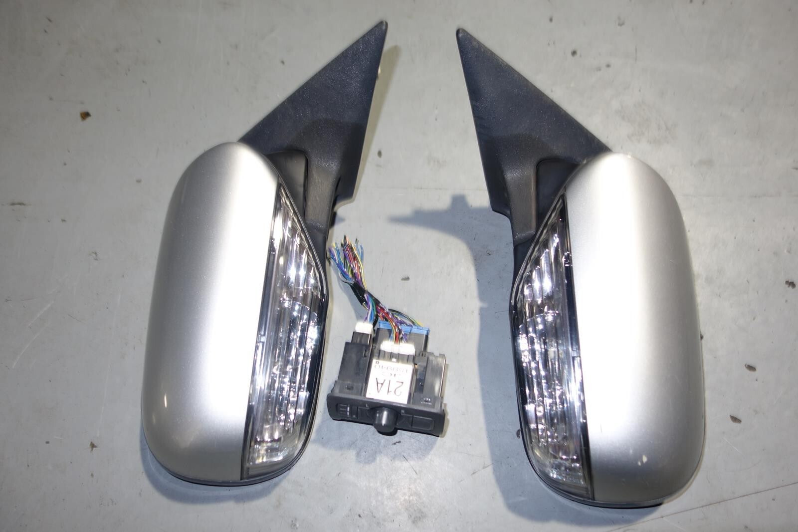 JDM SUBARU LEGACY OEM POWER FOLDING MIRRORS SWITCH AUTO FLIP BP BL 2005-2009