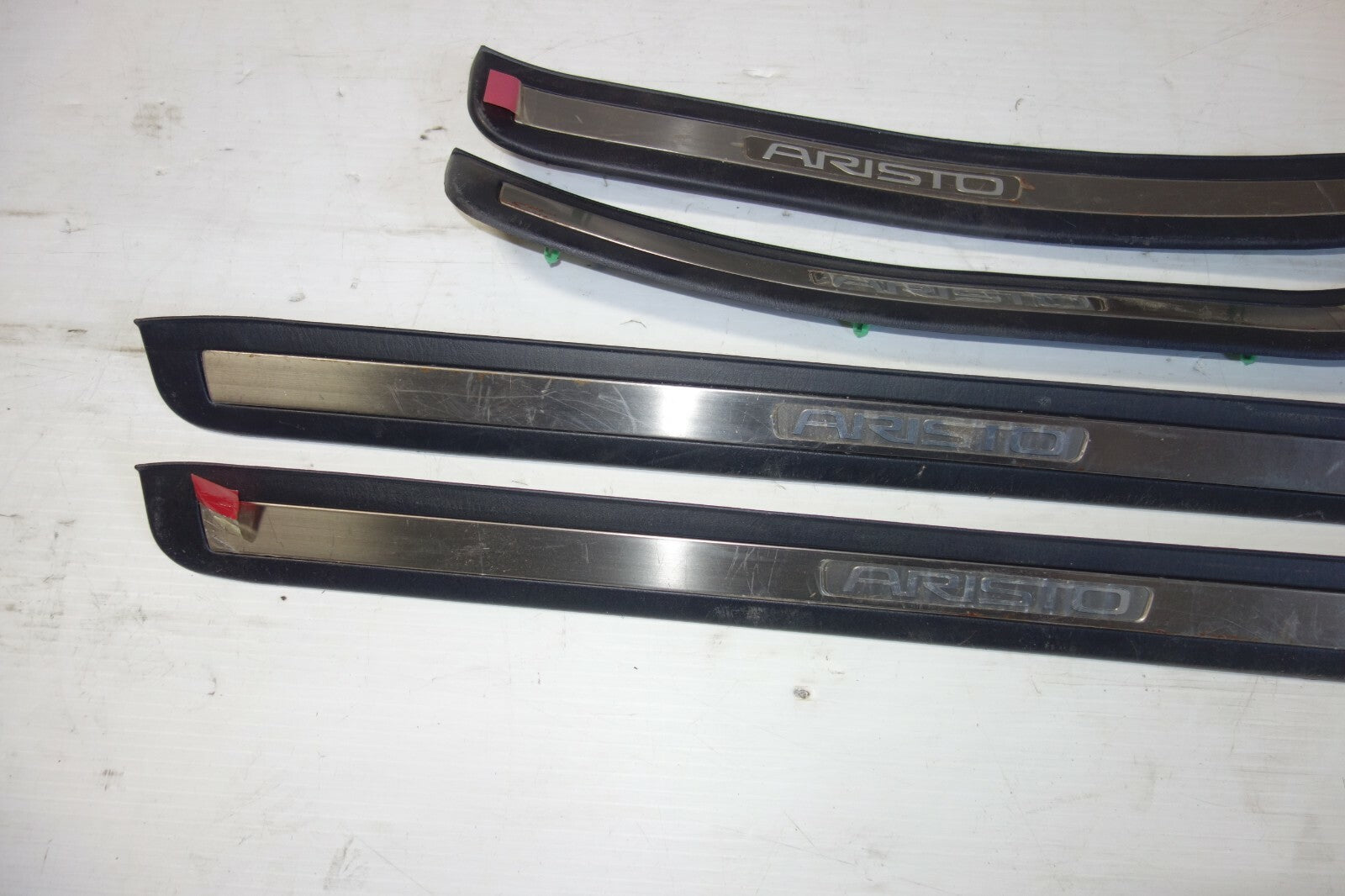 JDM 1998-2005 ARISTO LEXUS GS300 OEM DOOR SILLS TRIM SCUFF PLATES SIDE STEPS