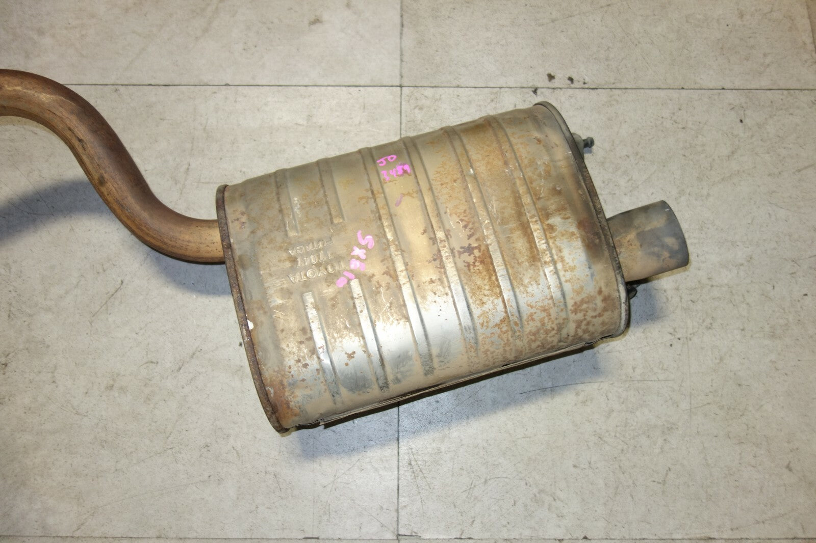 JDM Lexus is300 Toyota Altezza OEM Rear Exhaust Muffler 2001-2005 OEM Japan
