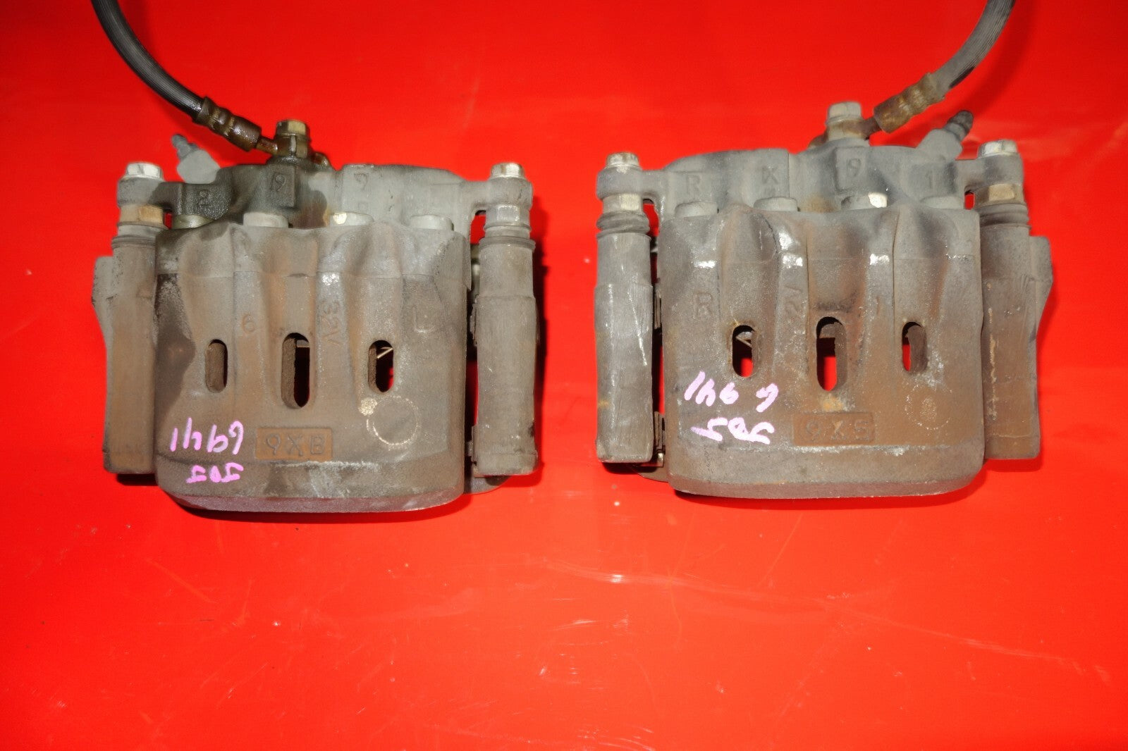 Genuine Lexus Is300 Front Brake Calipers Left & Right 2001 2002 2003 2004 2005