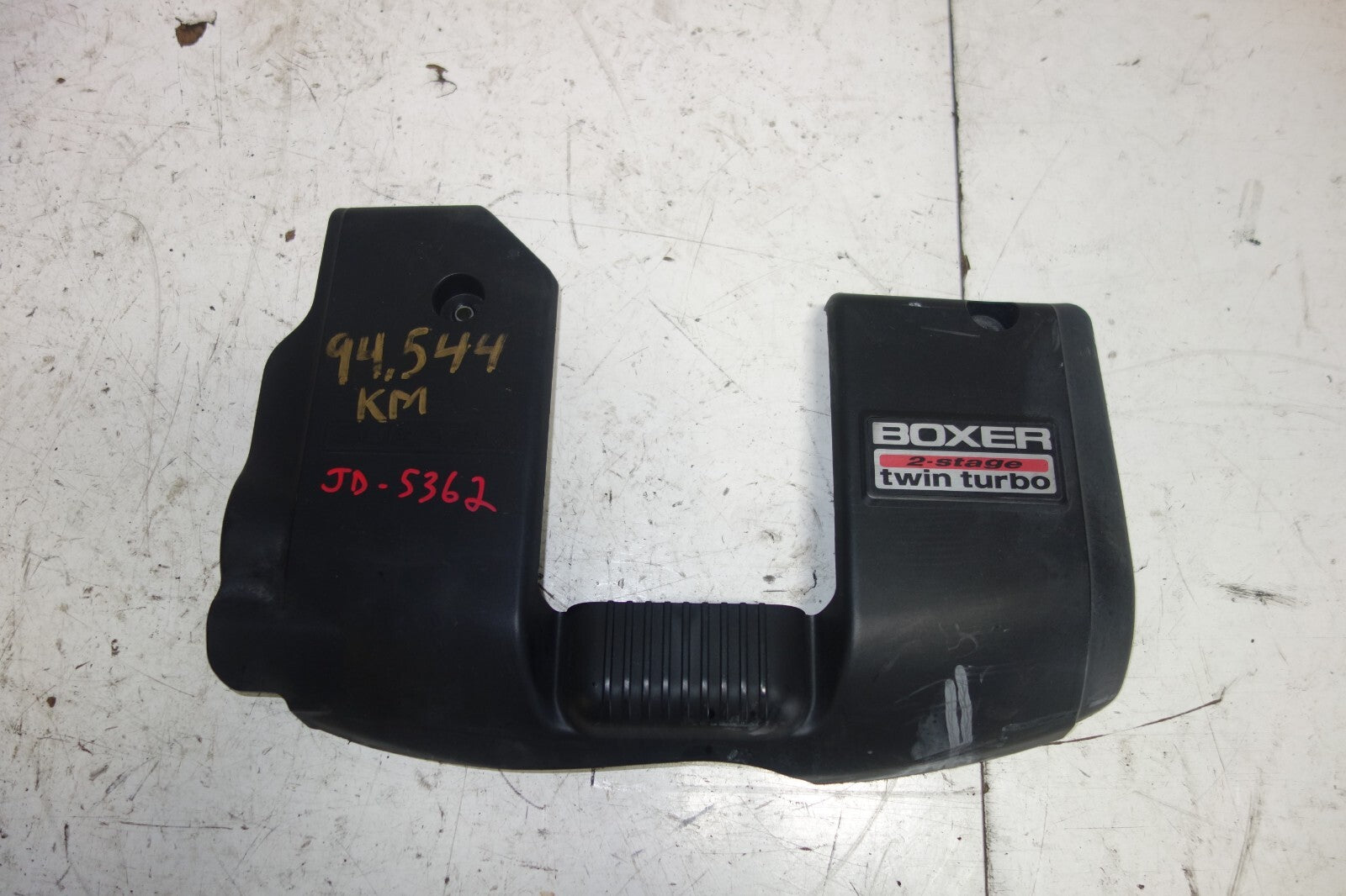 JDM Subaru Legacy B4 EJ208 Boxer Twin Turbo Engine Cover Platic 2000-2004