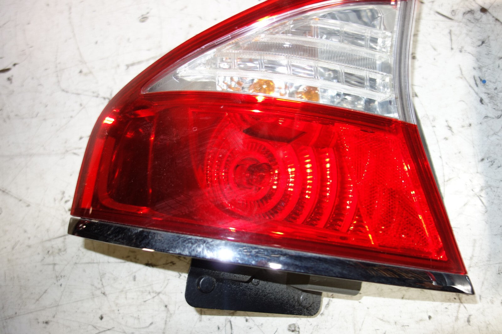 JDM SUBARU LEGACY BL5 OEM USED TAIL LIGHTS  LAMPS 4 DOOR SEDAN 2005-2009